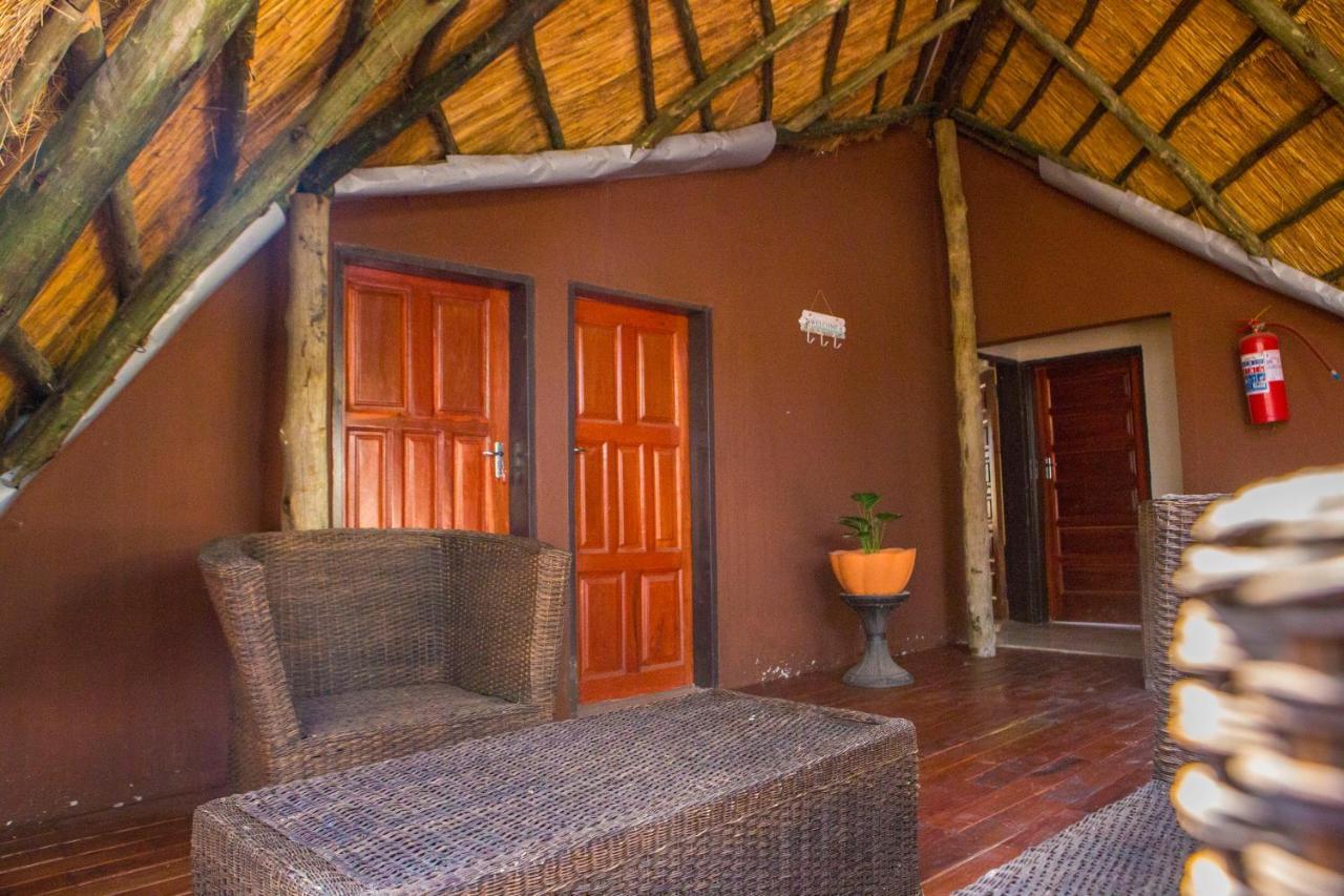 Lusaka Backpackers Hostel ภายนอก รูปภาพ