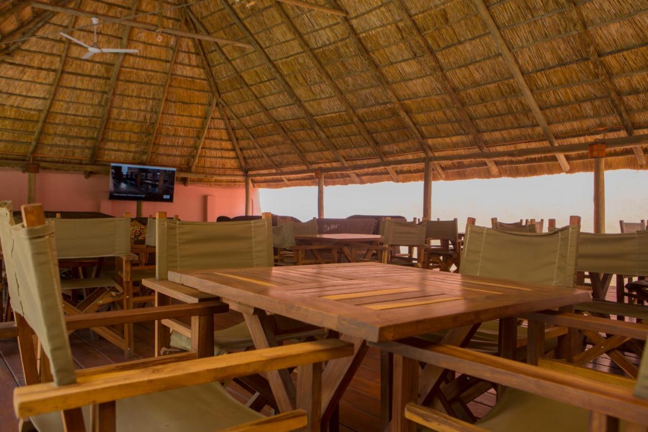 Lusaka Backpackers Hostel ภายนอก รูปภาพ