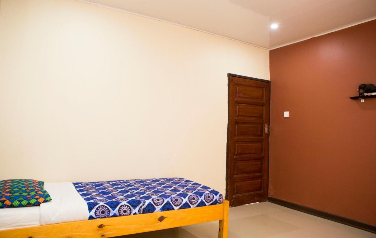 Lusaka Backpackers Hostel ภายนอก รูปภาพ