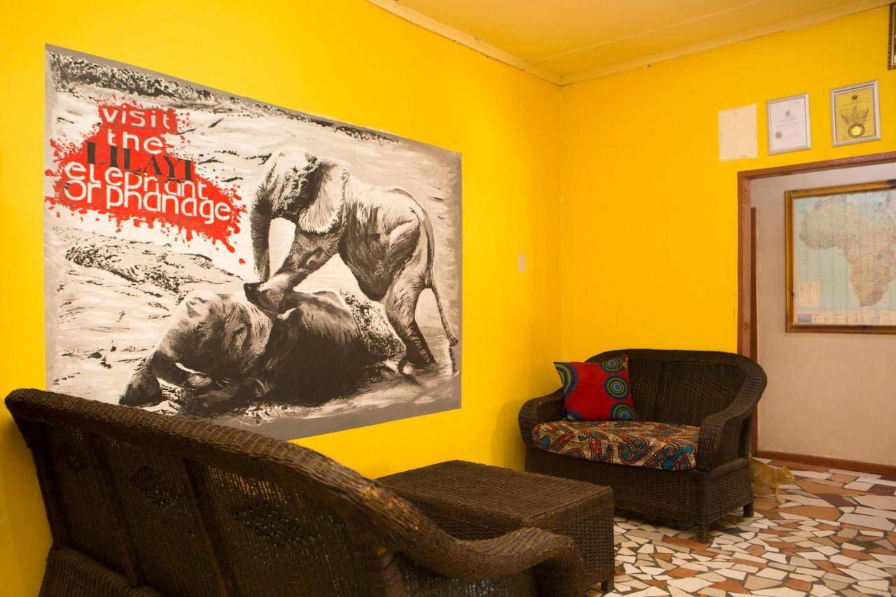 Lusaka Backpackers Hostel ภายนอก รูปภาพ